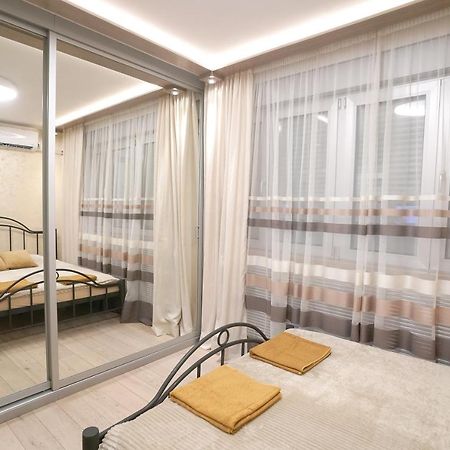 Apartman Stash Belgrado Esterno foto