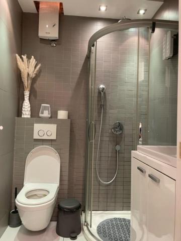 Apartman Stash Belgrado Esterno foto